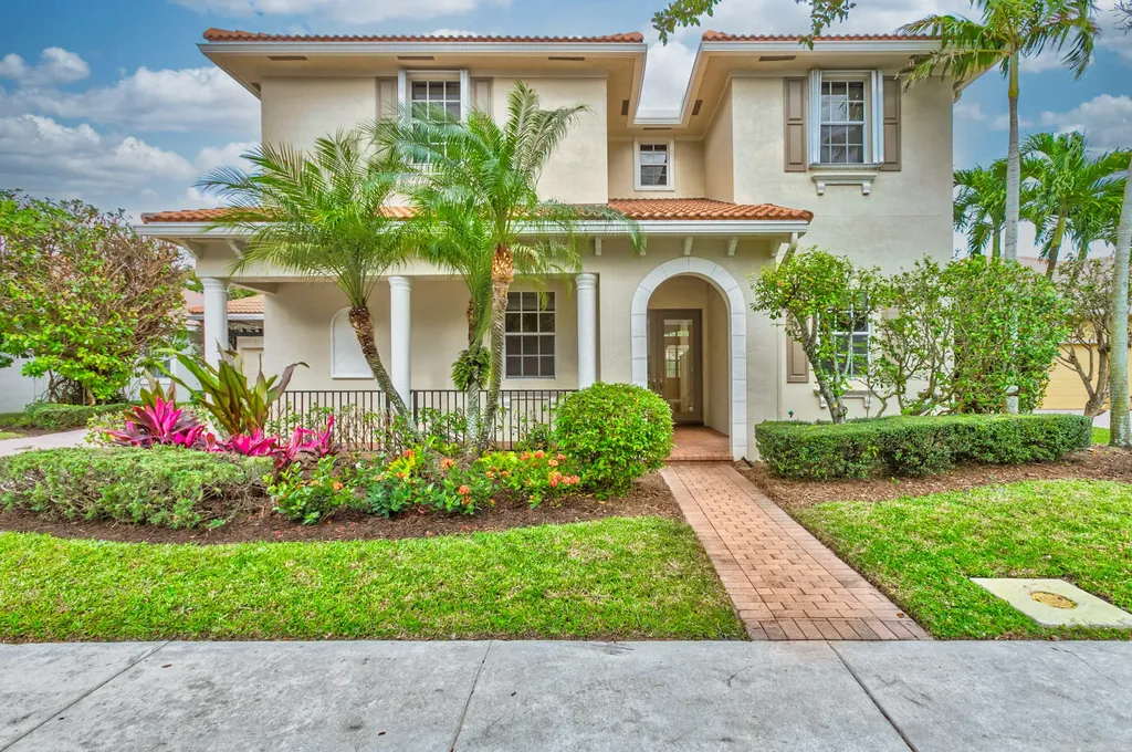 176 Via Veracruz Jupiter FL 33458