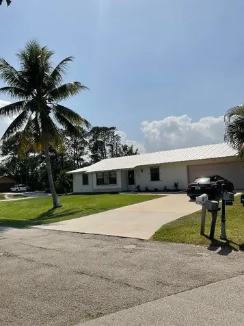 2220 SW Susset Lane Port St Lucie FL 34953