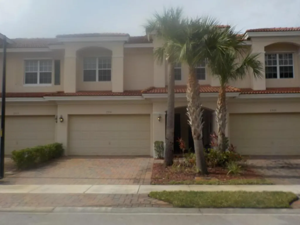 2910 SW Cedar Dunes Drive Port St Lucie FL 34953