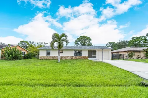 713 NW Bayard Avenue Port St Lucie FL 34983