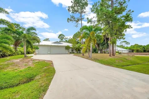 1802 SW Renfro Street Port St Lucie FL 34953
