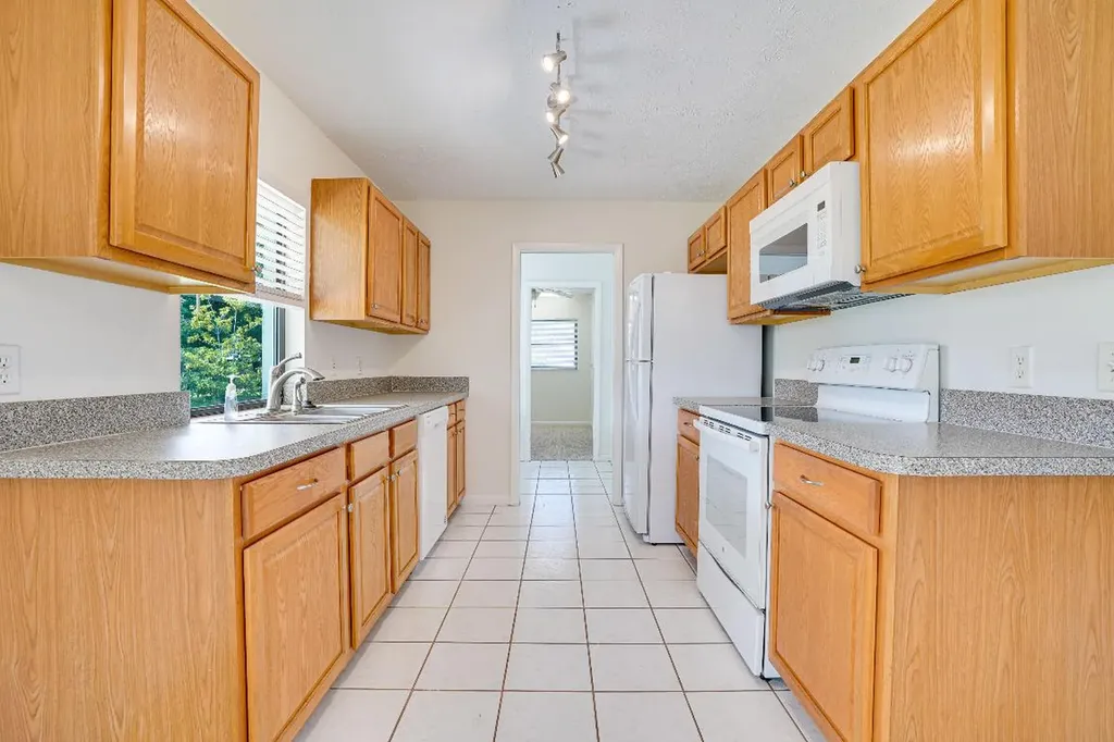 774 SE Lighthouse Avenue Port St Lucie FL 34983