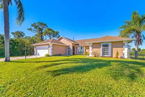 358 Main Street Sebastian FL 32958