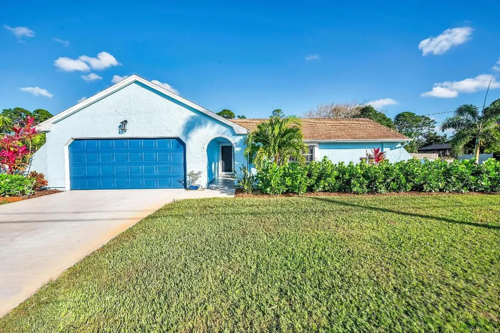 2565 SE Delano Road Port St Lucie FL 34952