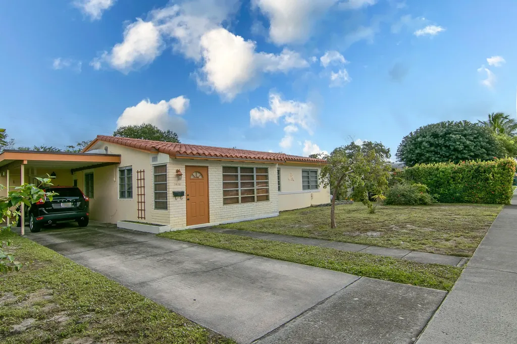 1408 S N Street Lake Worth Beach FL 33460
