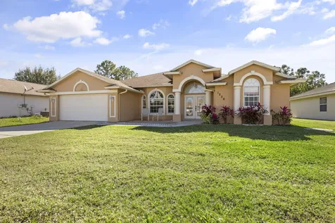 1238 SW San Esteban Avenue Port St Lucie FL 34953