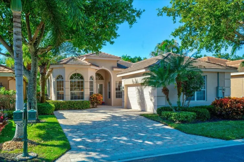 4215 Imperial Club Lane Lake Worth FL 33449