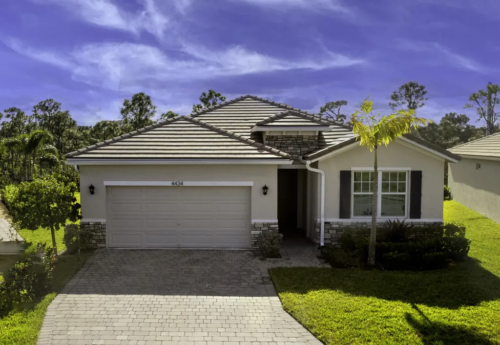 4434 NW King Court Jensen Beach FL 34957