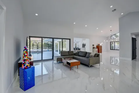 2671 NW 45th Street Boca Raton FL 33434