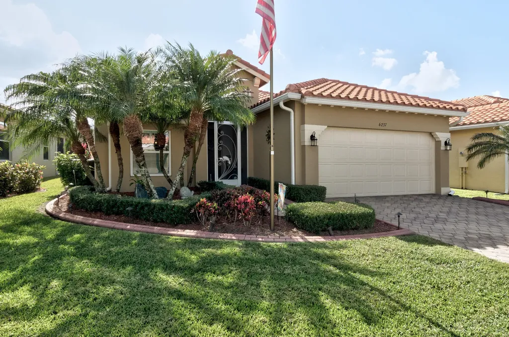 6237 Thames Place Vero Beach FL 32966