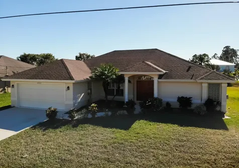 2662 SW Fairgreen Road Port St Lucie FL 34987