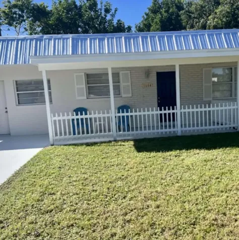 1604 SE Apache Avenue Stuart FL 34994