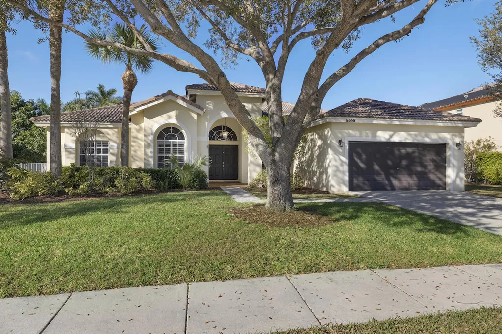 11668 Waterbend Court Wellington FL 33414
