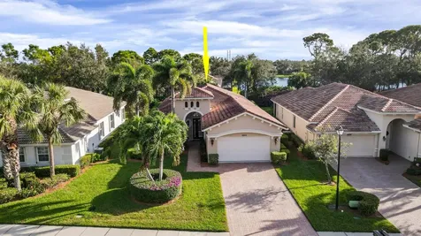 8824 Champions Way Port St Lucie FL 34986