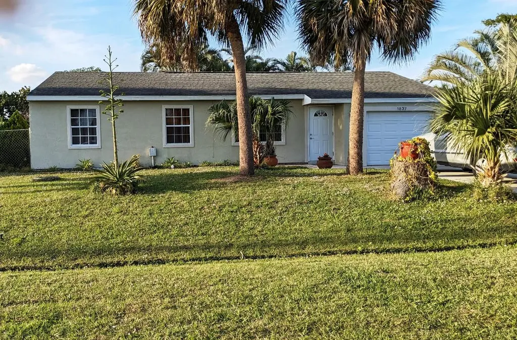 1837 SE Mandrake Circle Port St Lucie FL 34952