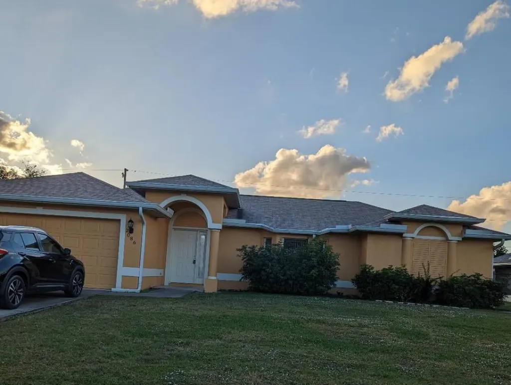 2086 SW Pruitt Street Port St Lucie FL 34953
