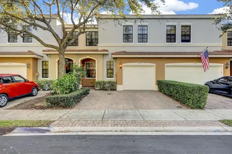 5024 S Chrystie Circle Delray Beach FL 33484