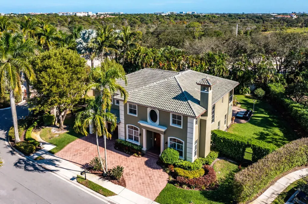 2380 NW 49th Lane Boca Raton FL 33431