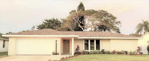 1117 SE Palm Beach Road Port St Lucie FL 34952