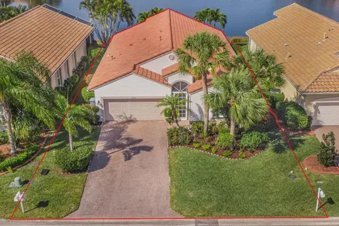 304 NW Clearview Court Port St Lucie FL 34986