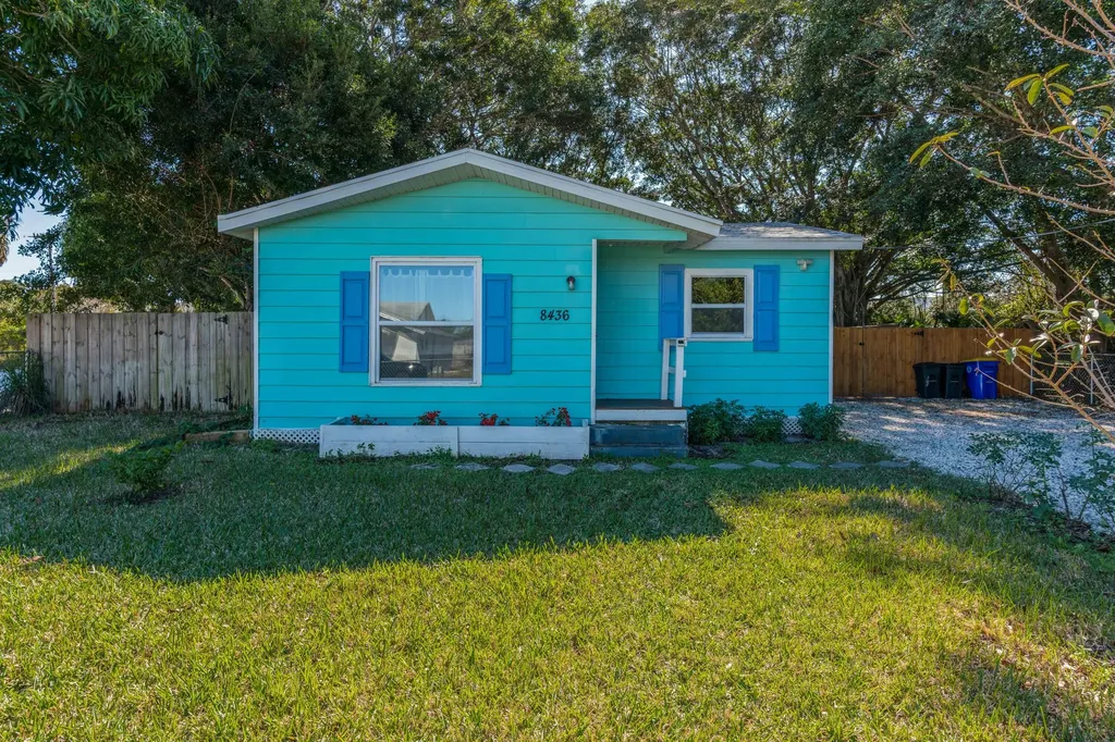 8436 SE Fern Street Hobe Sound FL 33455