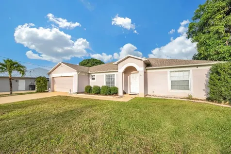 2671 SW Chestnut Lane Port St Lucie FL 34953