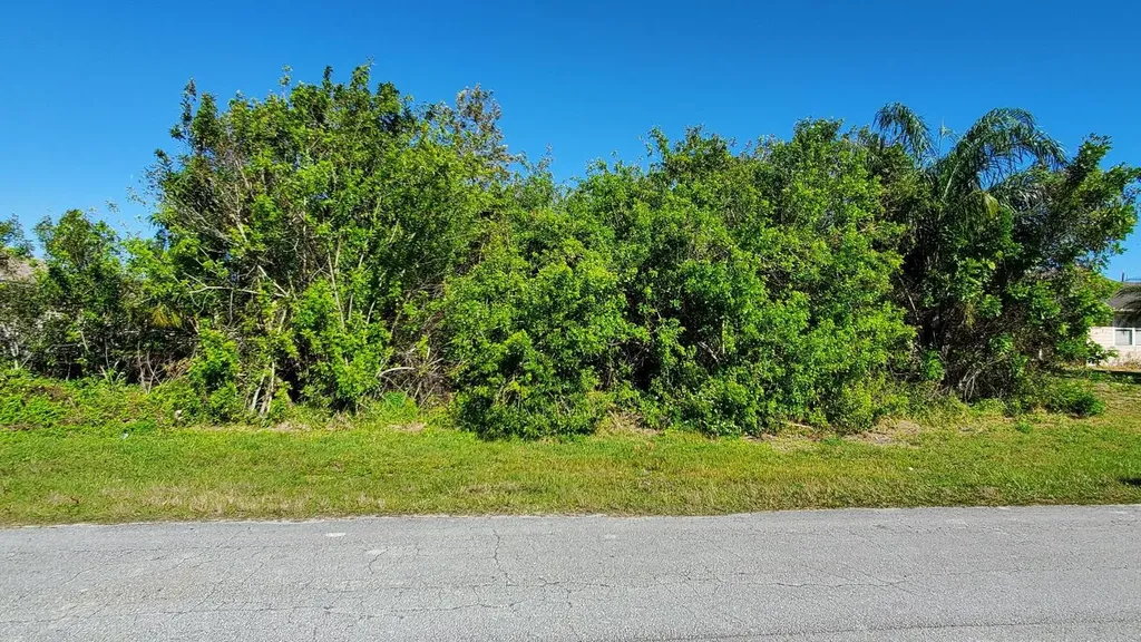 707 NW Biscayne Drive Port St Lucie FL 34983
