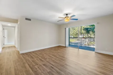 2504 SE Anchorage Cove Port St Lucie FL 34953