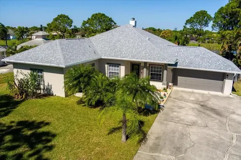 256 SW Ridgecrest Drive Port St Lucie FL 34953