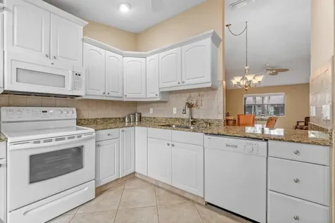 452 Knollwood Court Royal Palm Beach FL 33411