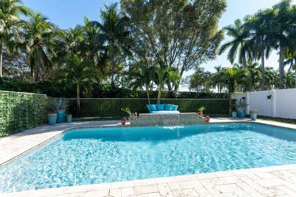 1499 Running Oak Lane Royal Palm Beach FL 33411