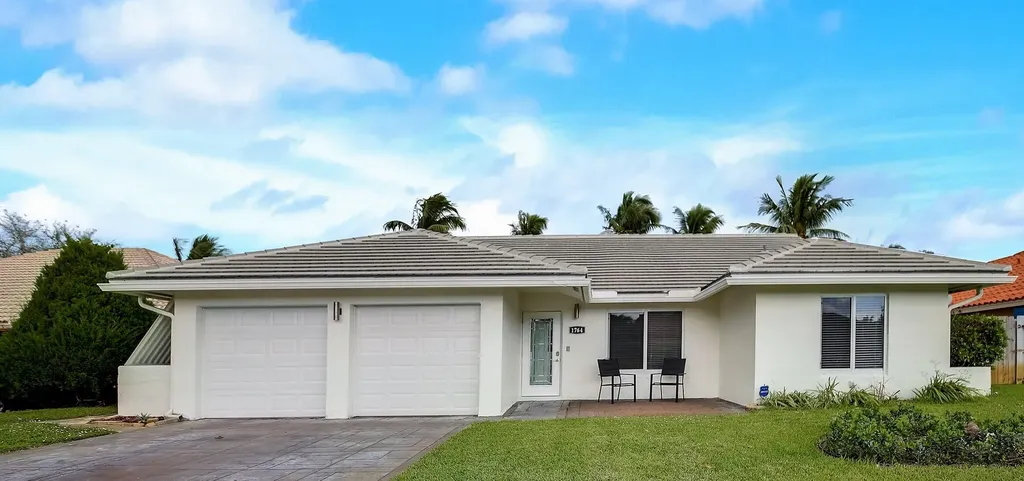 1764 22nd Avenue N Lake Worth Beach FL 33460