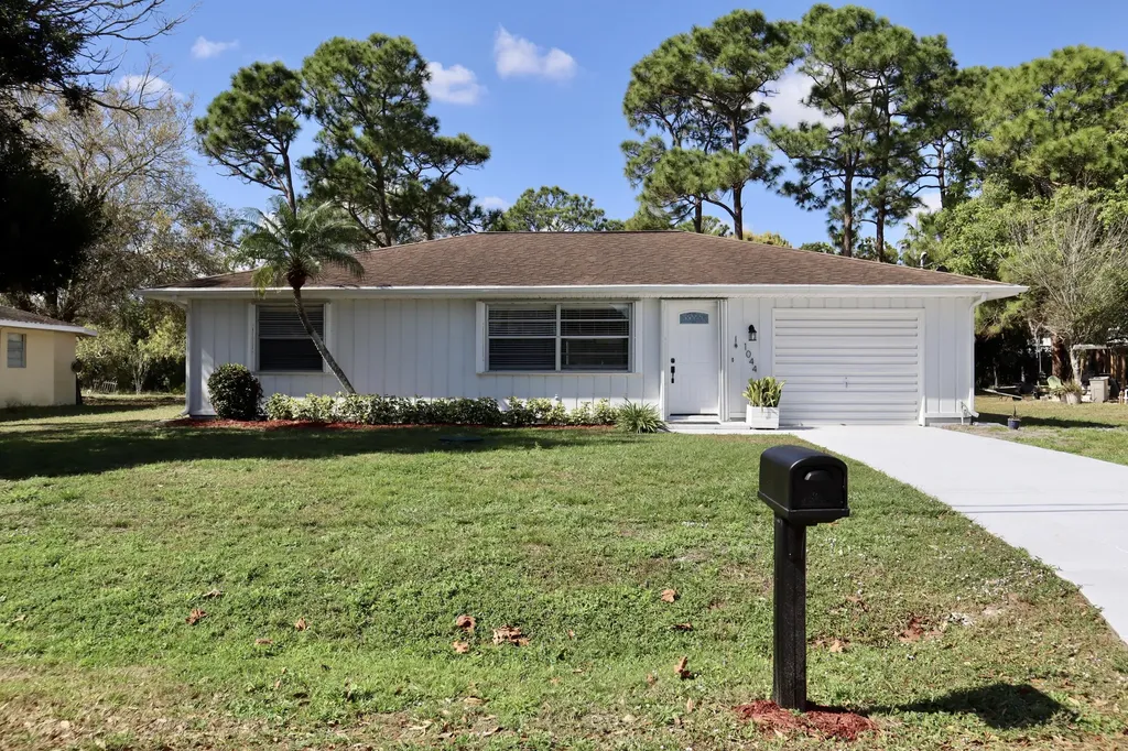 1044 SE Prineville Street Port St Lucie FL 34983