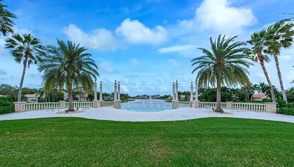 7792 Royal Lace Terrace Lake Worth FL 33467