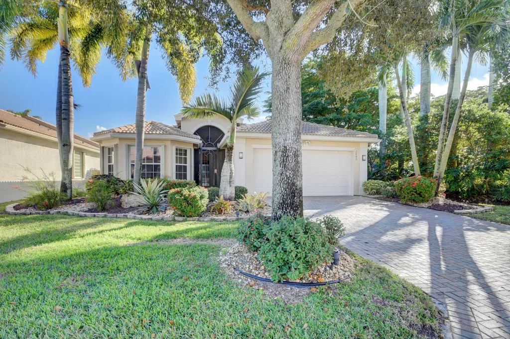 7840 Royal Lace Terrace Lake Worth FL 33467