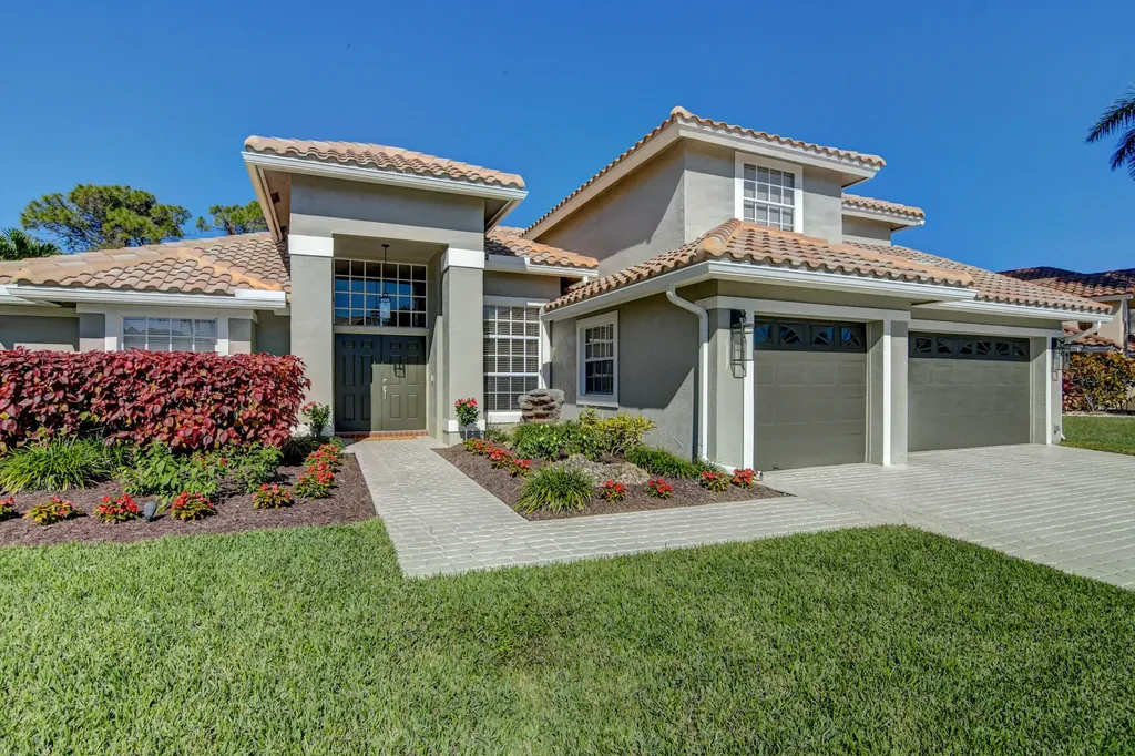 20332 Hacienda Court Boca Raton FL 33498