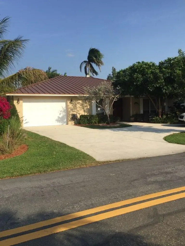 2802 SW 5th Street Boynton Beach FL 33435