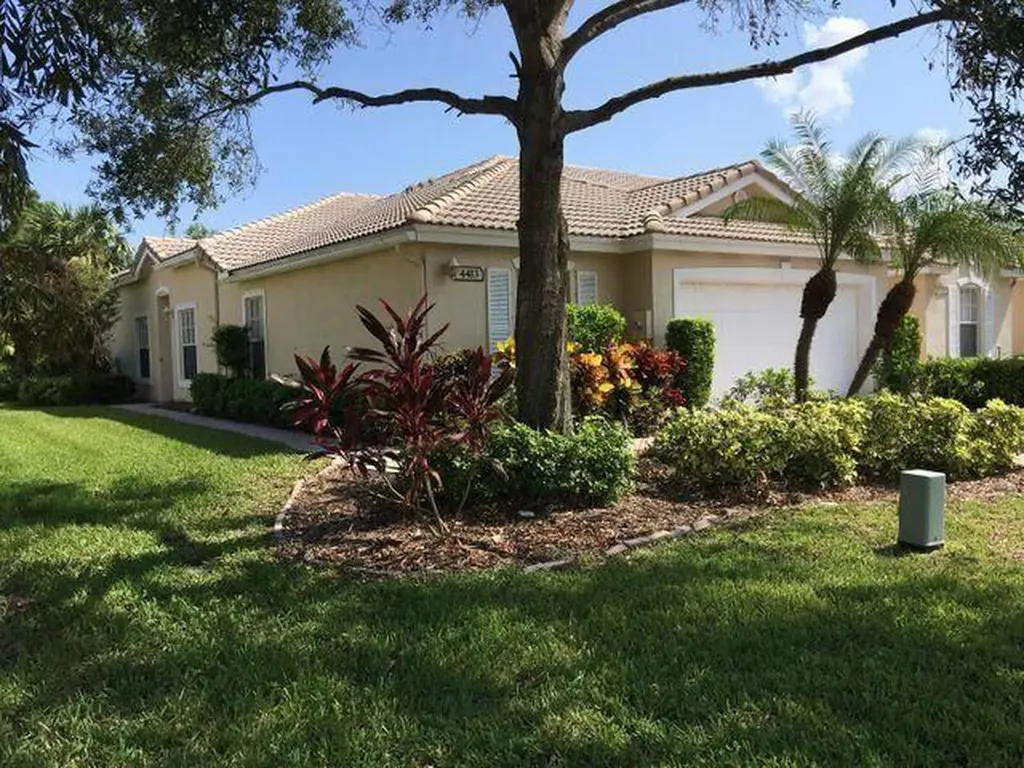 4413 NW Oak Branch Court Jensen Beach FL 34957