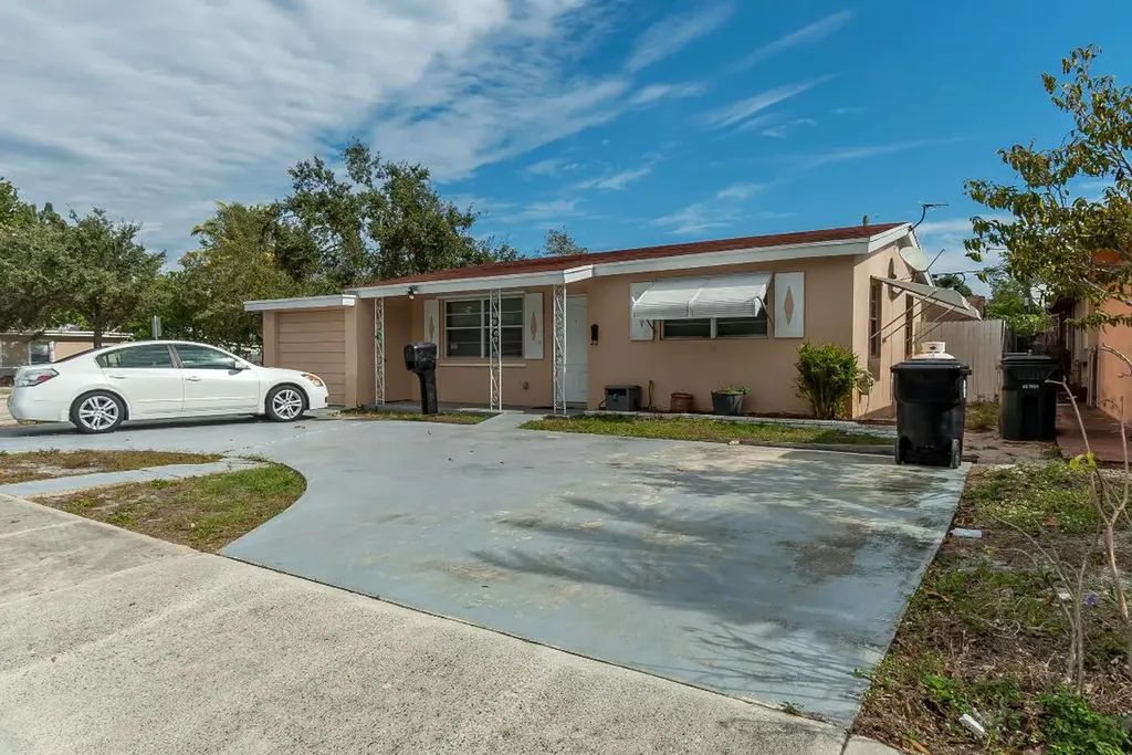 930 N C Street Lake Worth Beach FL 33460