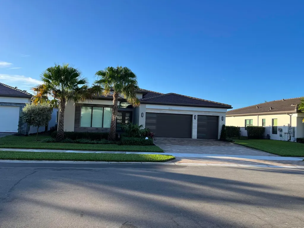 8816 Skyward Street Boca Raton FL 33496