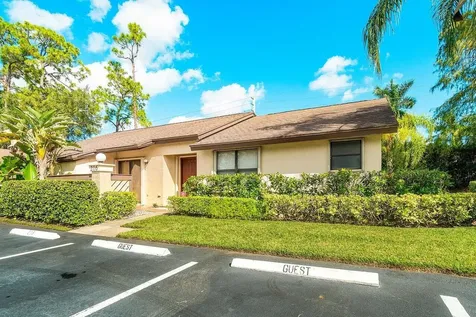 216 Thorn Apple Court Royal Palm Beach FL 33411