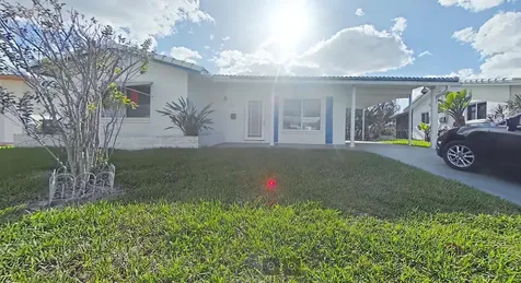 5803 NW 83rd Terrace Tamarac FL 33321