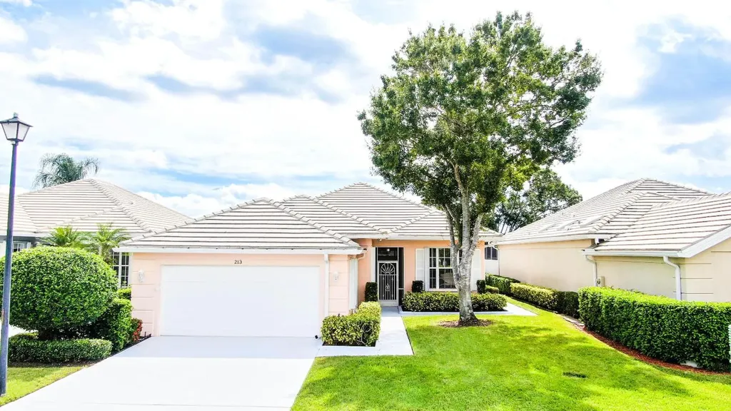 213 NW Bentley Circle Port St Lucie FL 34986