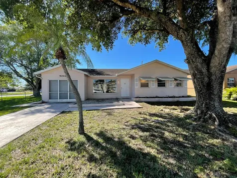 9044 SW 1st Drive Boca Raton FL 33428
