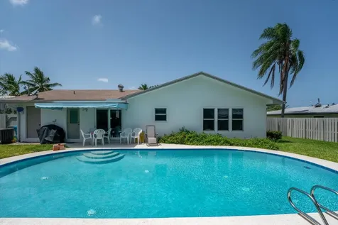 722 SW 28th Avenue Boynton Beach FL 33435
