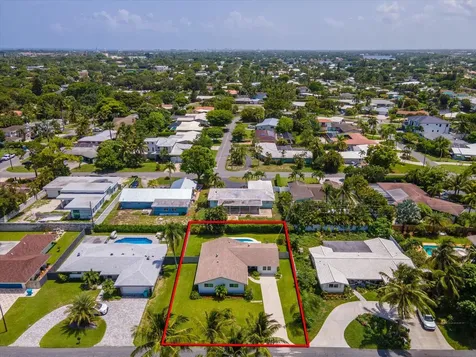 722 SW 28th Avenue Boynton Beach FL 33435