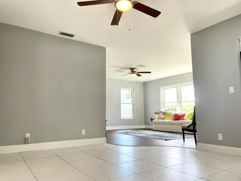 722 SW 28th Avenue Boynton Beach FL 33435