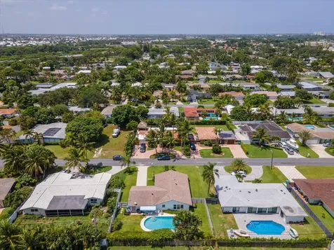 722 SW 28th Avenue Boynton Beach FL 33435