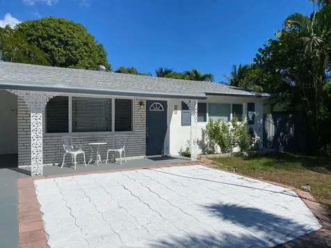 453 SW 3rd Avenue Boynton Beach FL 33435