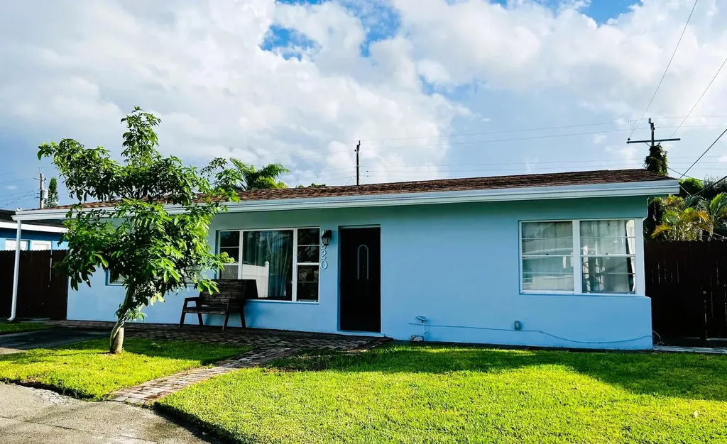 1220 NE 42nd Court Pompano Beach FL 33064